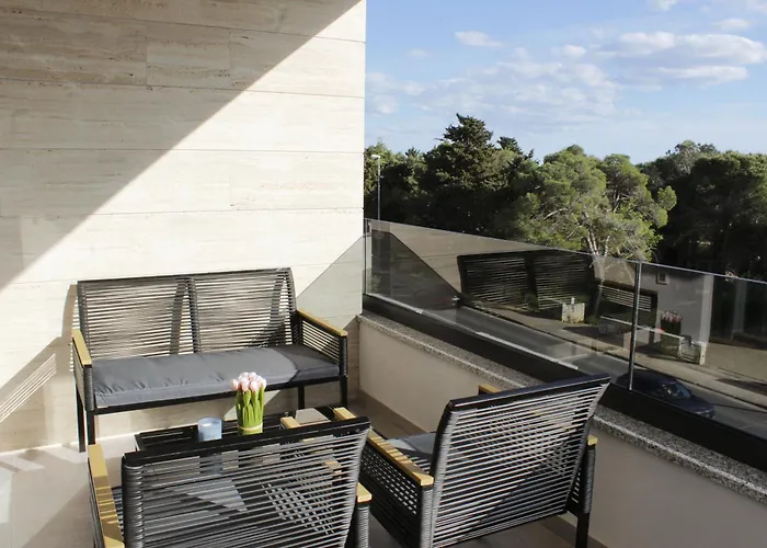 Luvigo Luxury Apartment